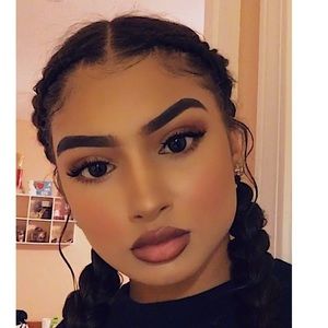 Meet your Posher, Aliyah